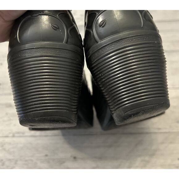 DANSKO Pixie Molded EVA Size 38 US 7.5-8 Floral Embossed Clogs Shoes Black - Picture 8 of 8